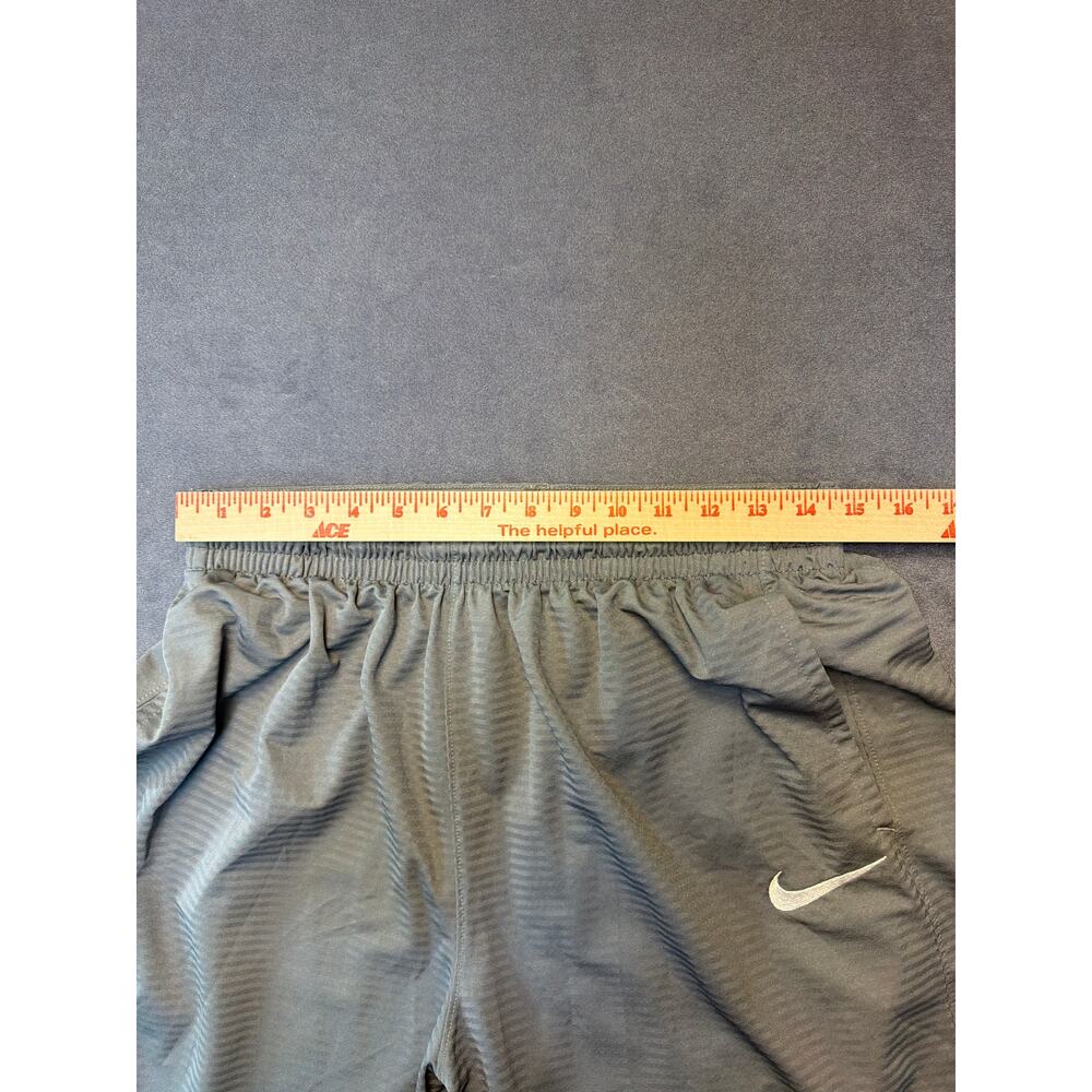 Nike Mens XL Gray Basketball Shorts Loose Fit CD7101-065 Grey Athletic Shorts - Picture 4 of 8